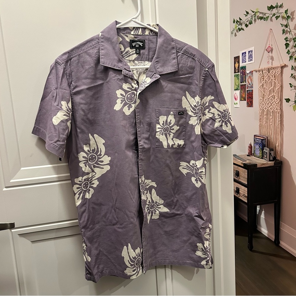 Billabong Men's Lavender Floral Button Down Shirt